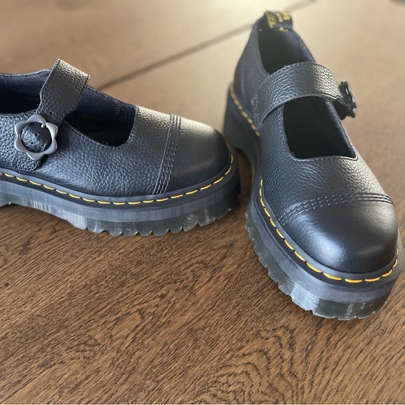 Doc Martens Mary Janes - ADDINA FLOWER BUCKLE LEATHER PLATFORM SHOES - Picture 2 of 6